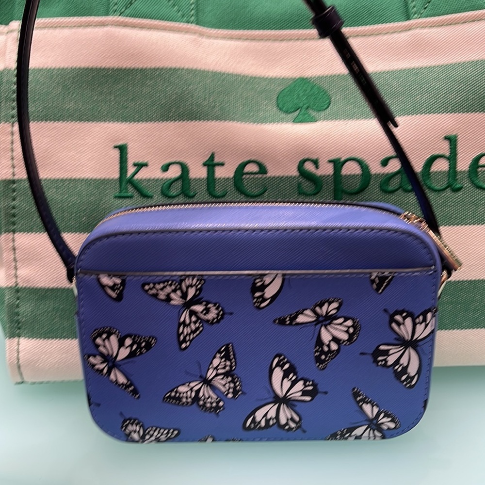 Kate Spade Staci Butterfly Sky Printed Mini Camera Bag,
Blue Multi
NWT - Picture 11 of 16